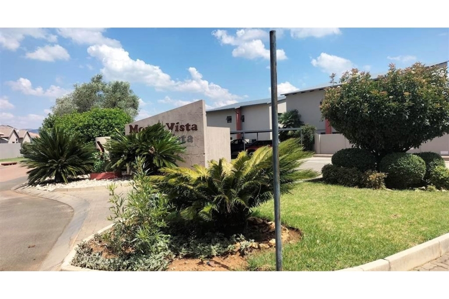 1 Bedroom Property for Sale in Gateway Manor North West